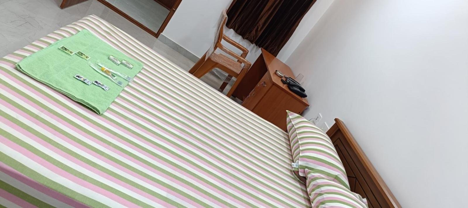 Perundurai Urc Lodge חדר תמונה